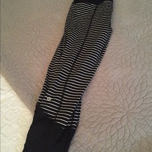 Lululemon bottoms sz6
